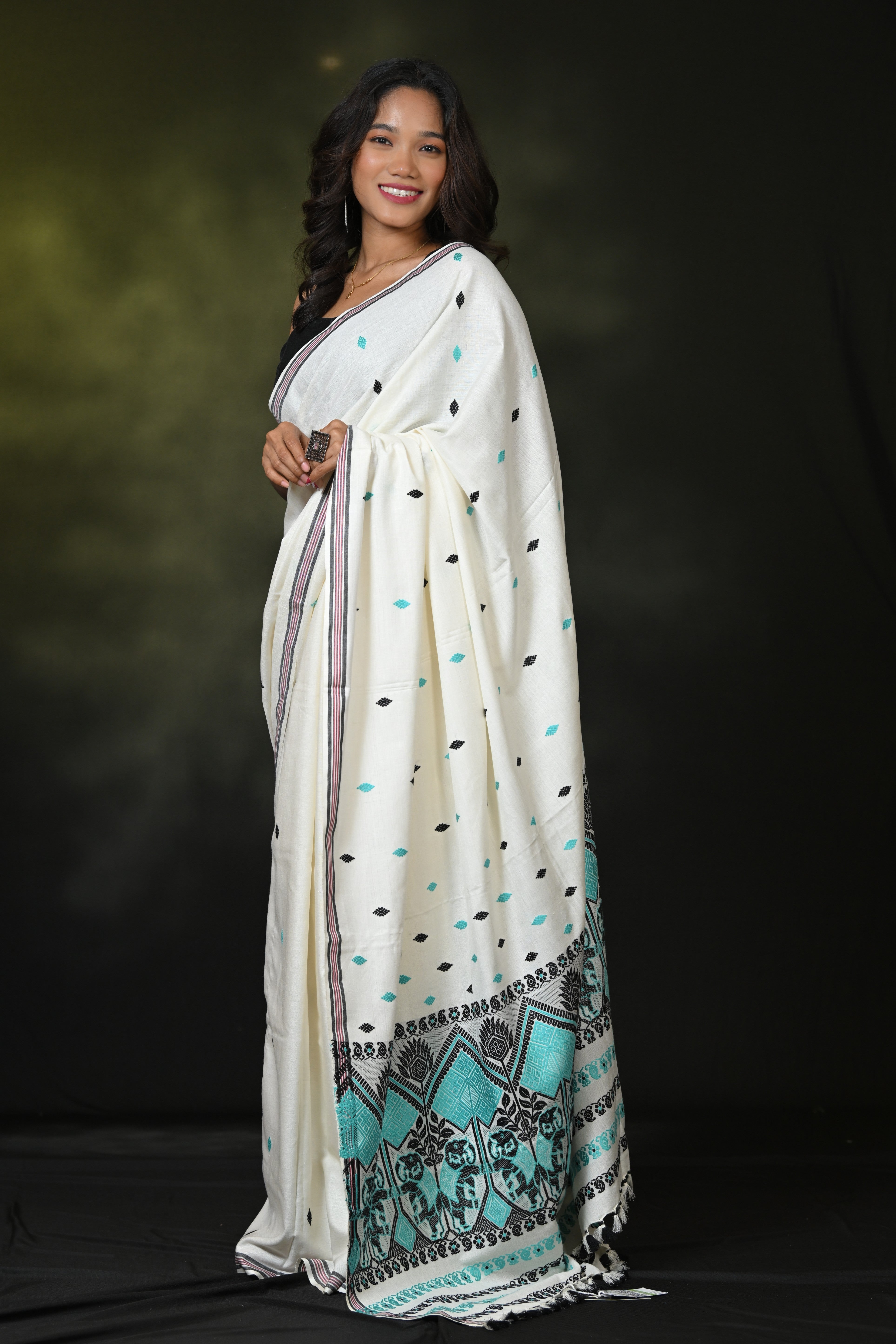 HANDWOVEN NATURAL DYE ASSAM AHIMSA (ERI) SILK SAREE ERS6940