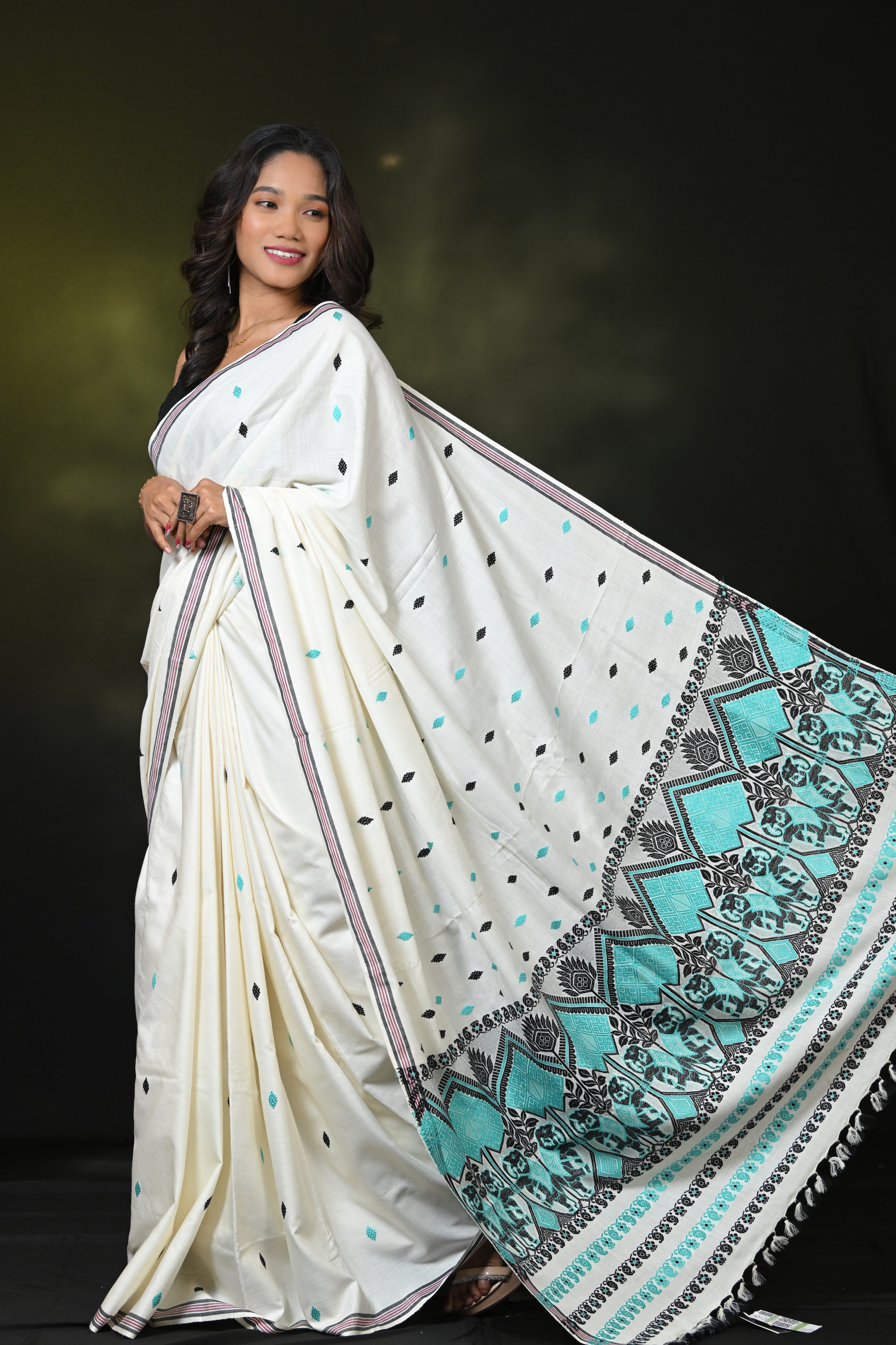 HANDWOVEN NATURAL DYE ASSAM AHIMSA (ERI) SILK SAREE ERS6940