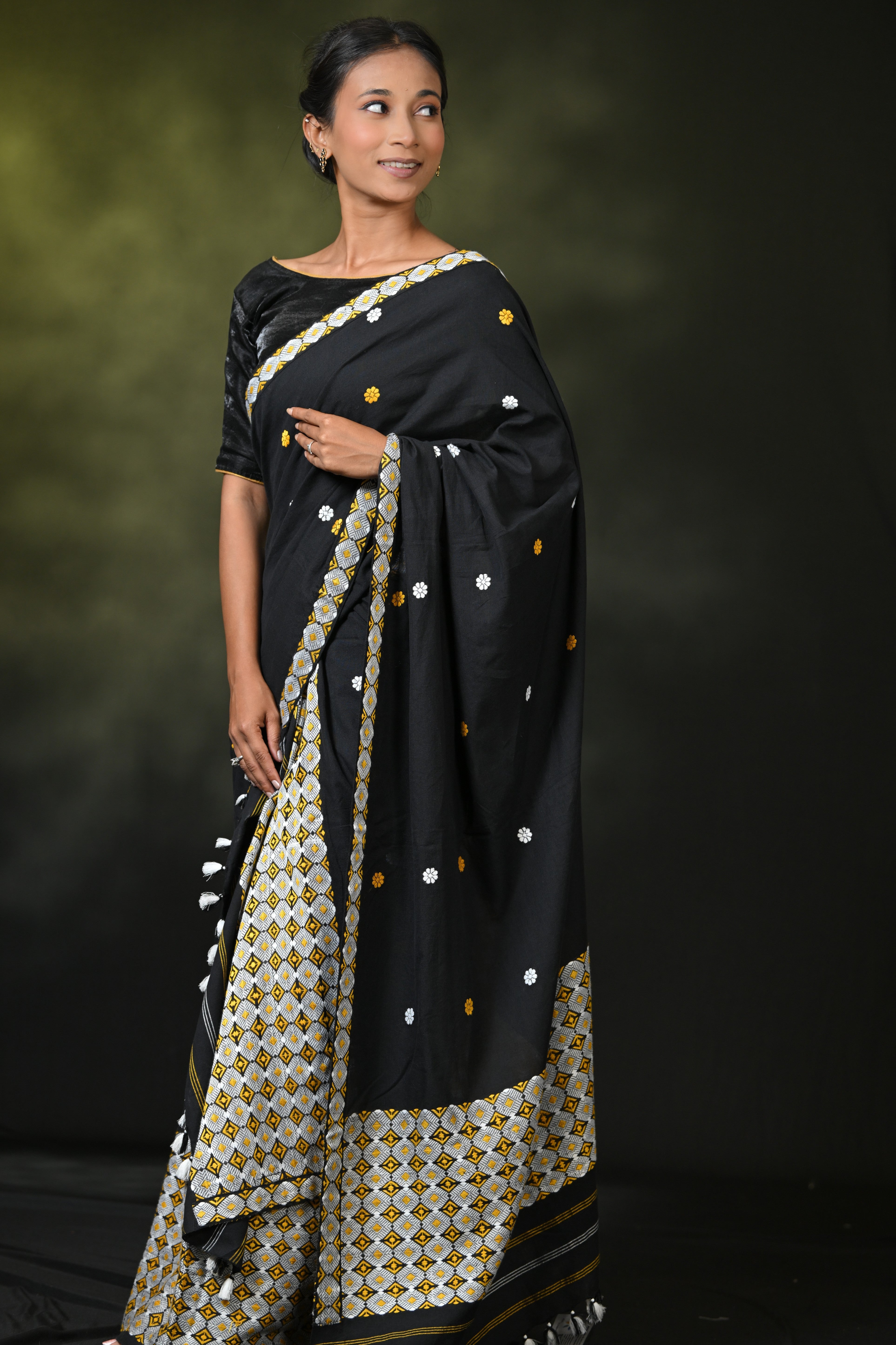 HANDWOVEN ASSAM COTTON MEKHLA CHADOR CMC6963