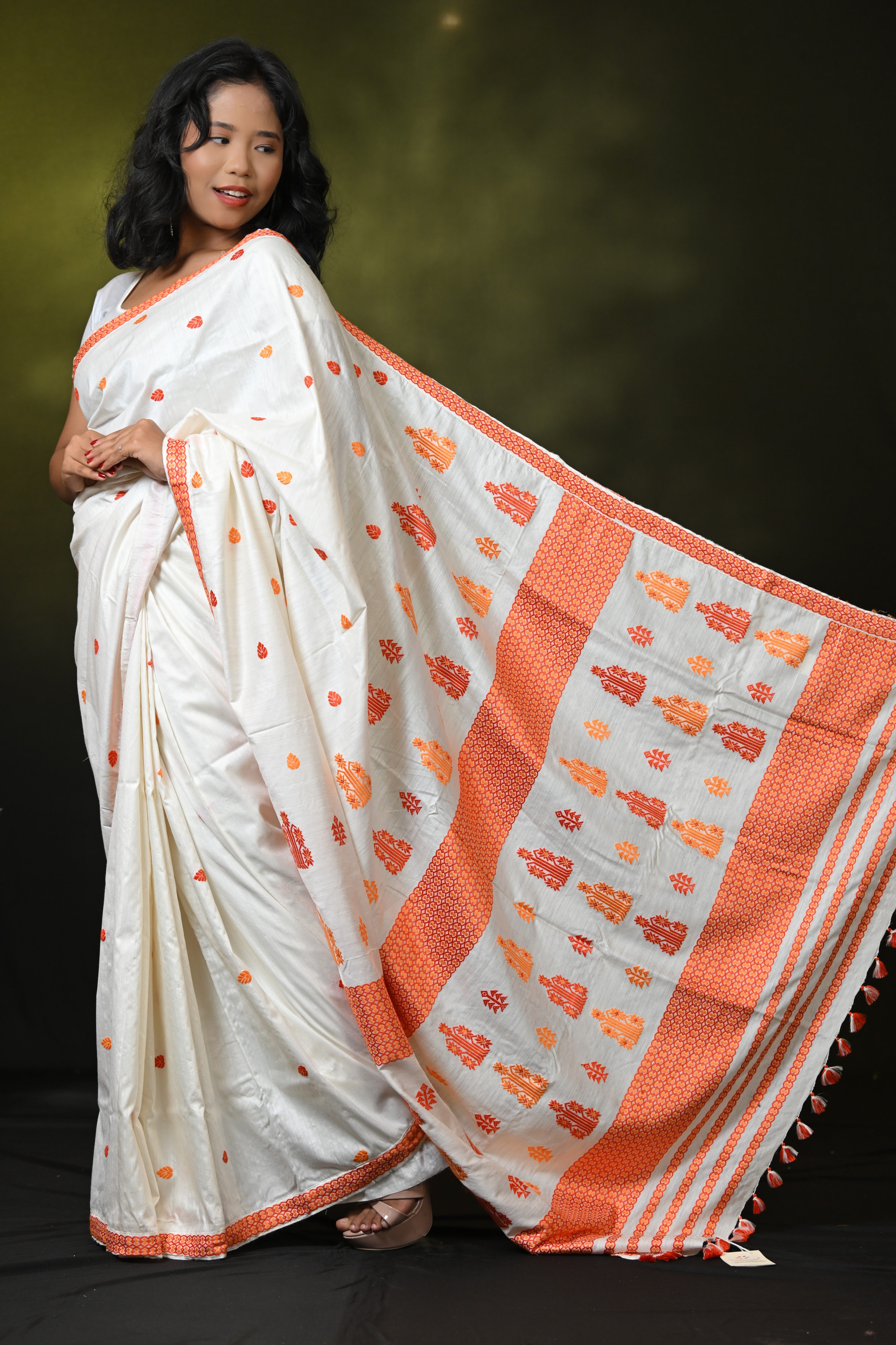 HANDWOVEN ASSAM PATT SILK SAREE ASS7619