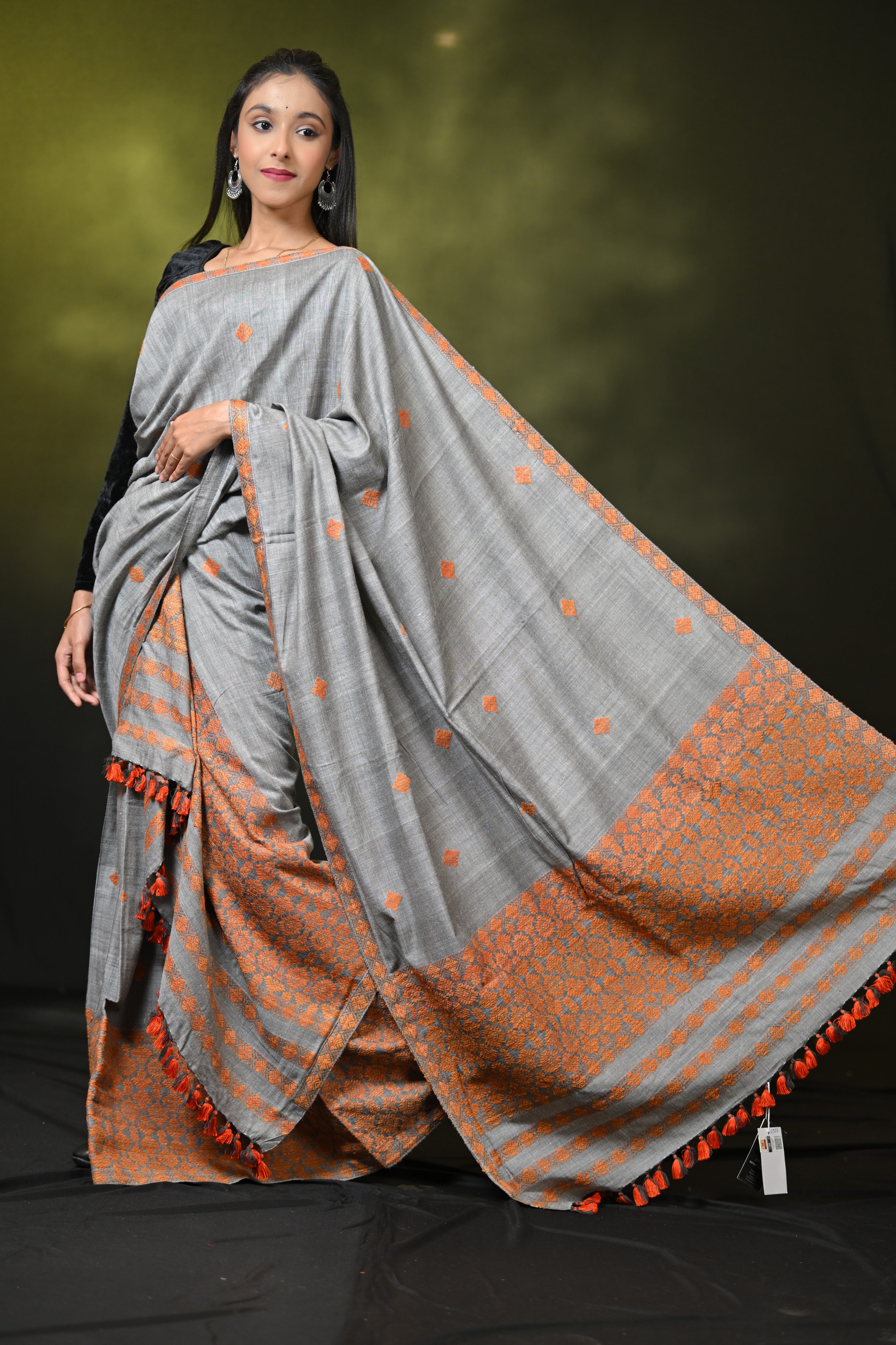 HANDWOVEN ASSAM AHIMSA (ERI) SILK MEKHLA CHADOR ESMC6918