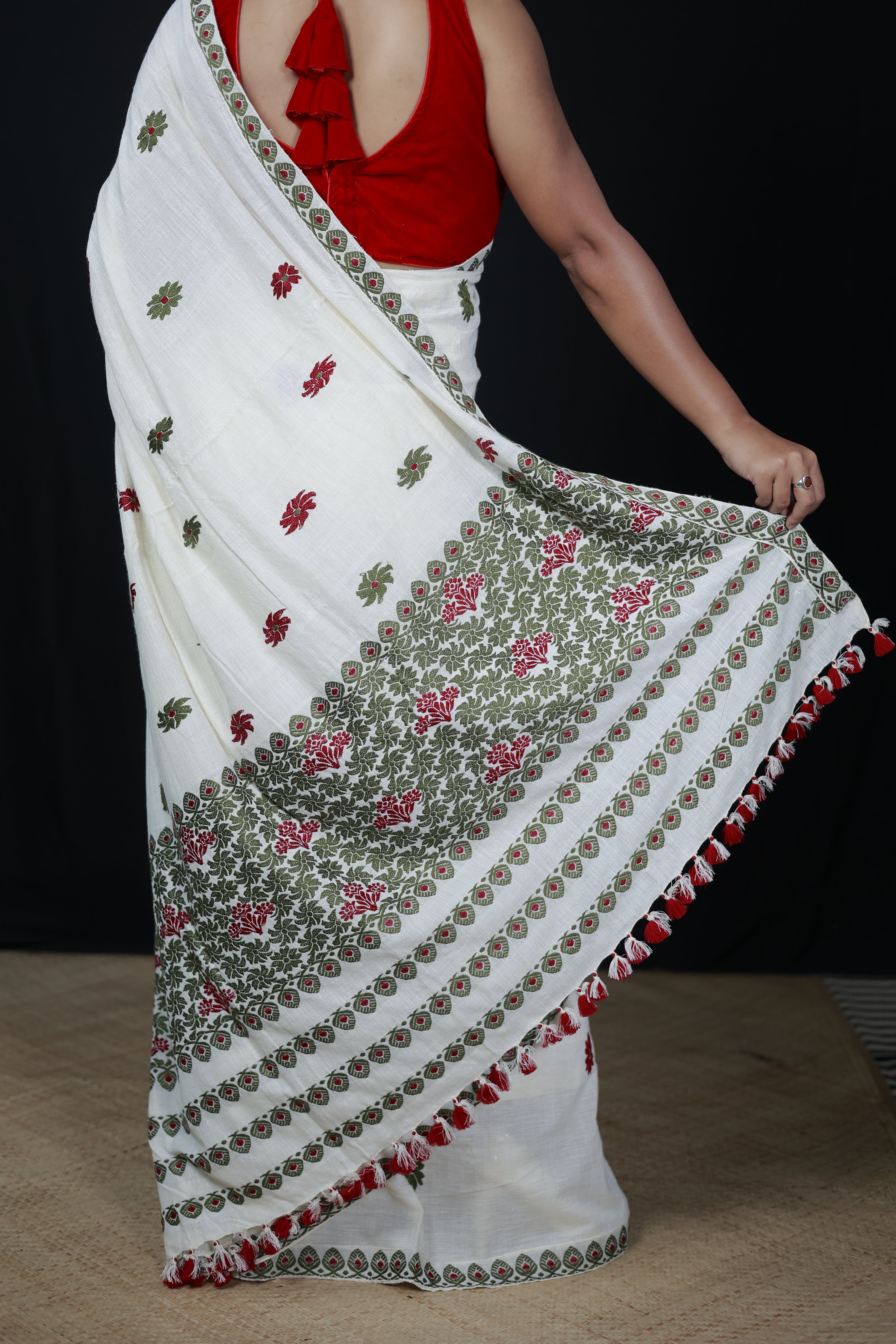 HANDWOVEN NATURAL DYE ASSAM AHIMSA (ERI) SILK SAREE ESS19