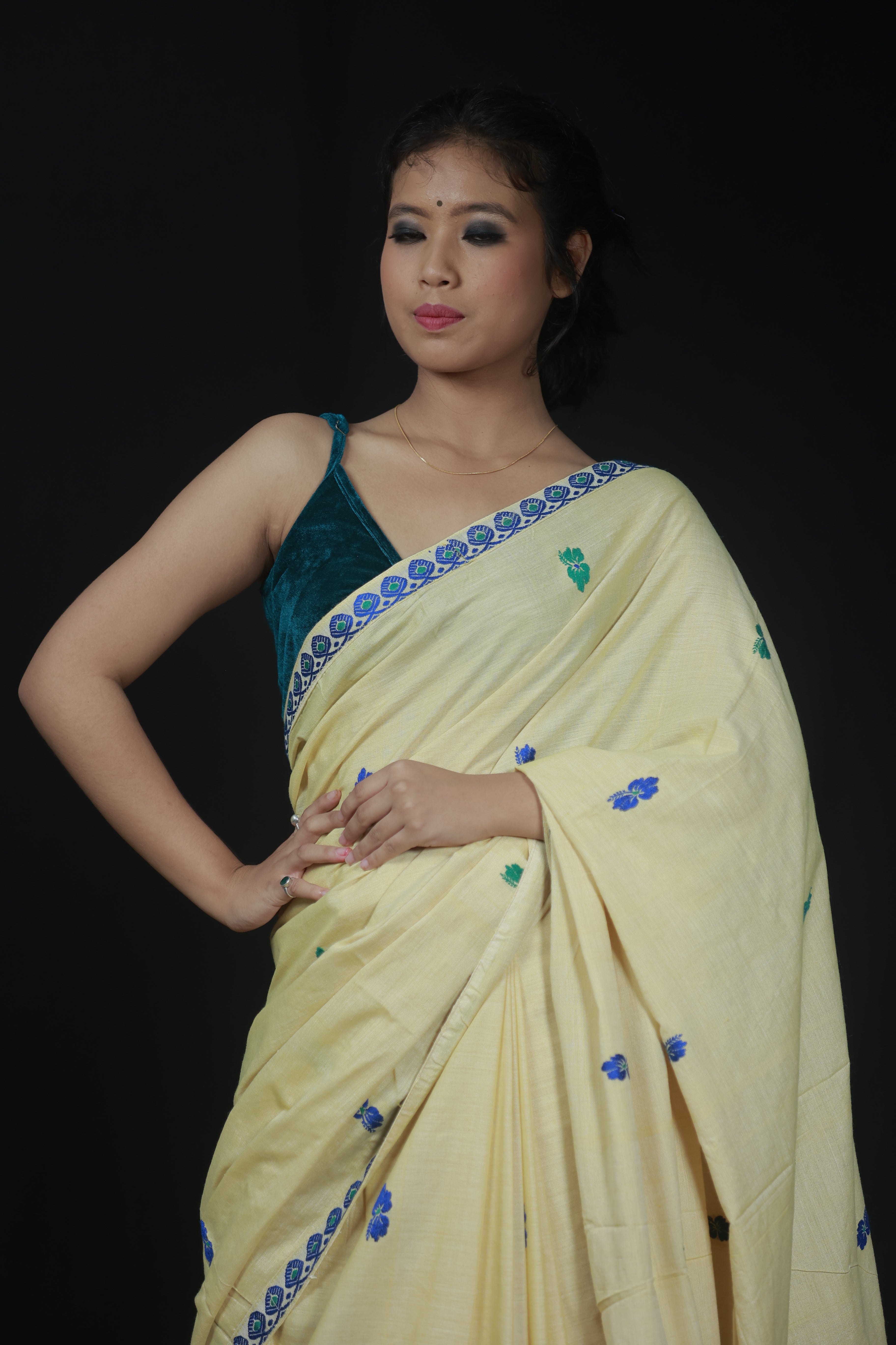 HANDWOVEN NATURAL DYE ASSAM AHIMSA (ERI) SILK SAREE ESS14