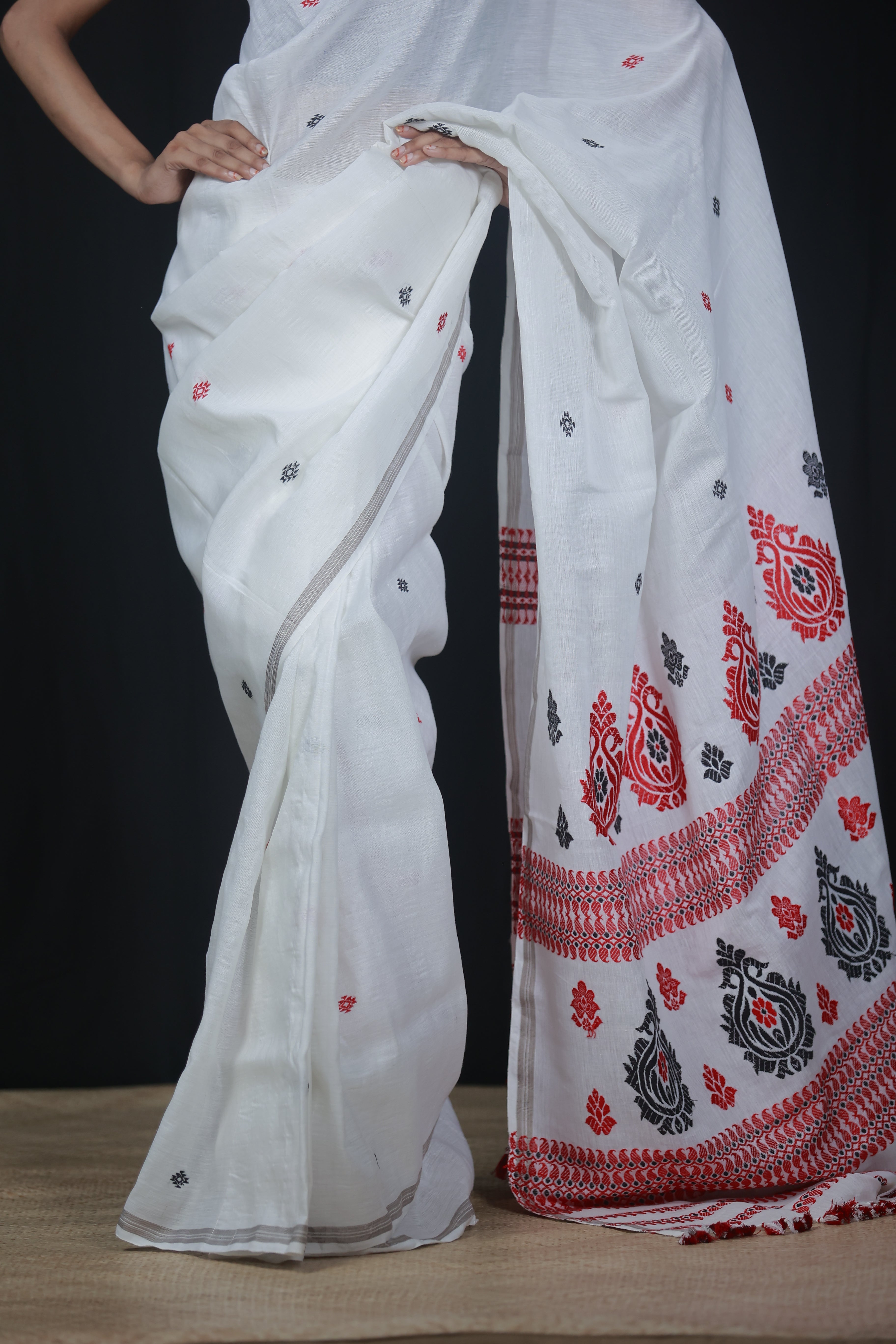 HANDWOVEN NATURAL DYE ASSAM AHIMSA (ERI) SILK SAREE ESS15