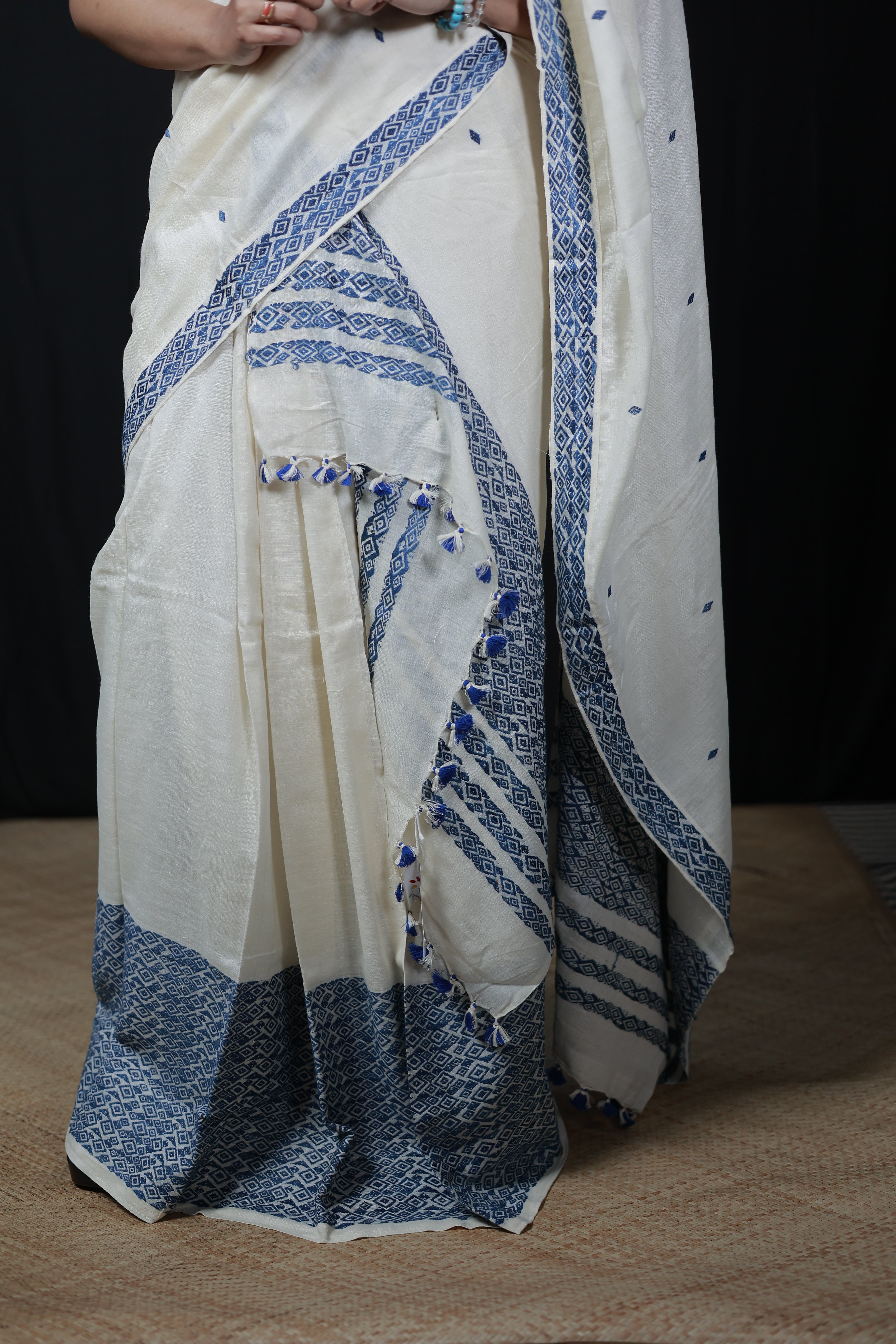 HANDWOVEN ASSAM AHIMSA (ERI) SILK MEKHLA CHADOR ESMC05