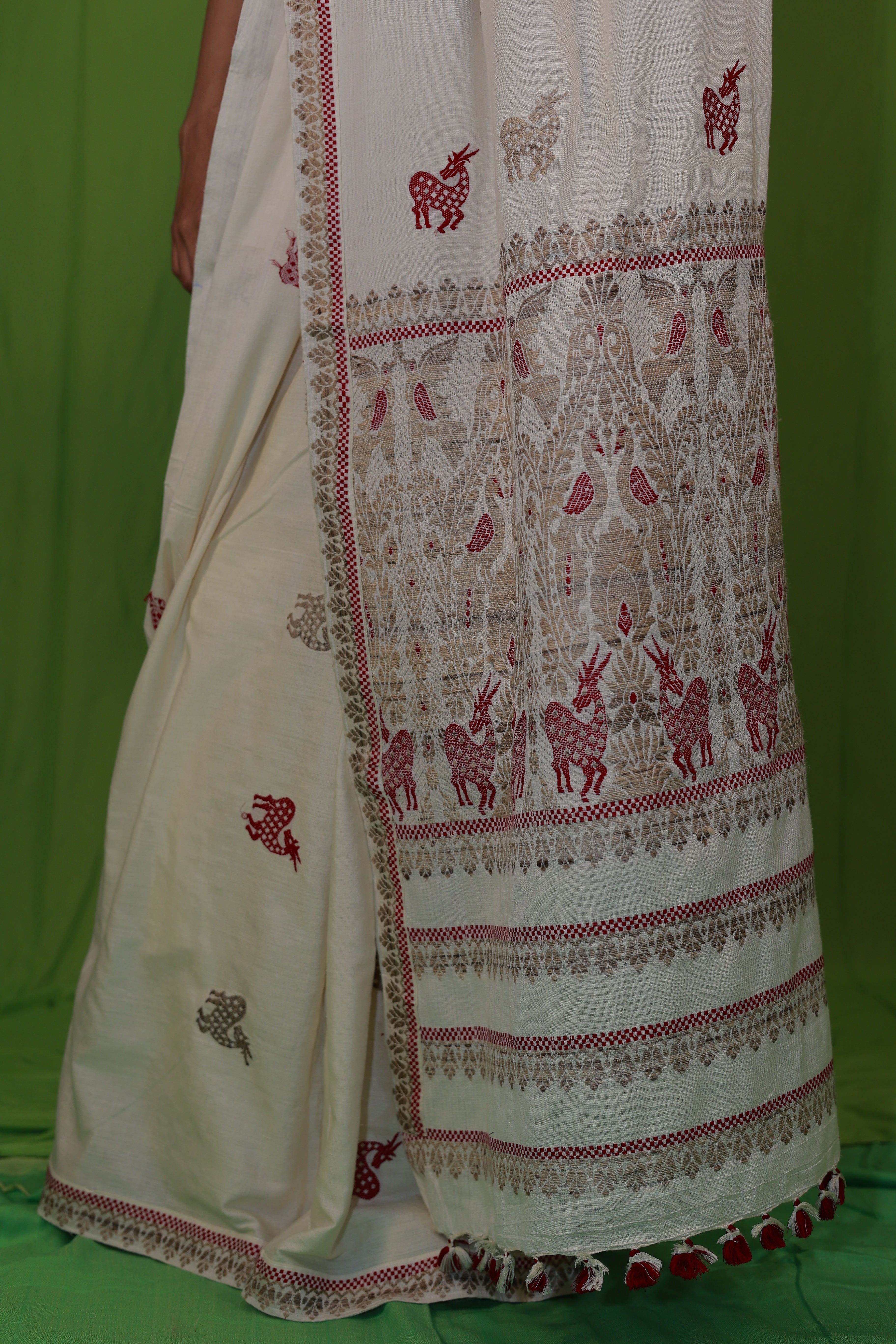 HANDWOVEN NATURAL DYE ASSAM AHIMSA (ERI) SILK SAREE ESS07