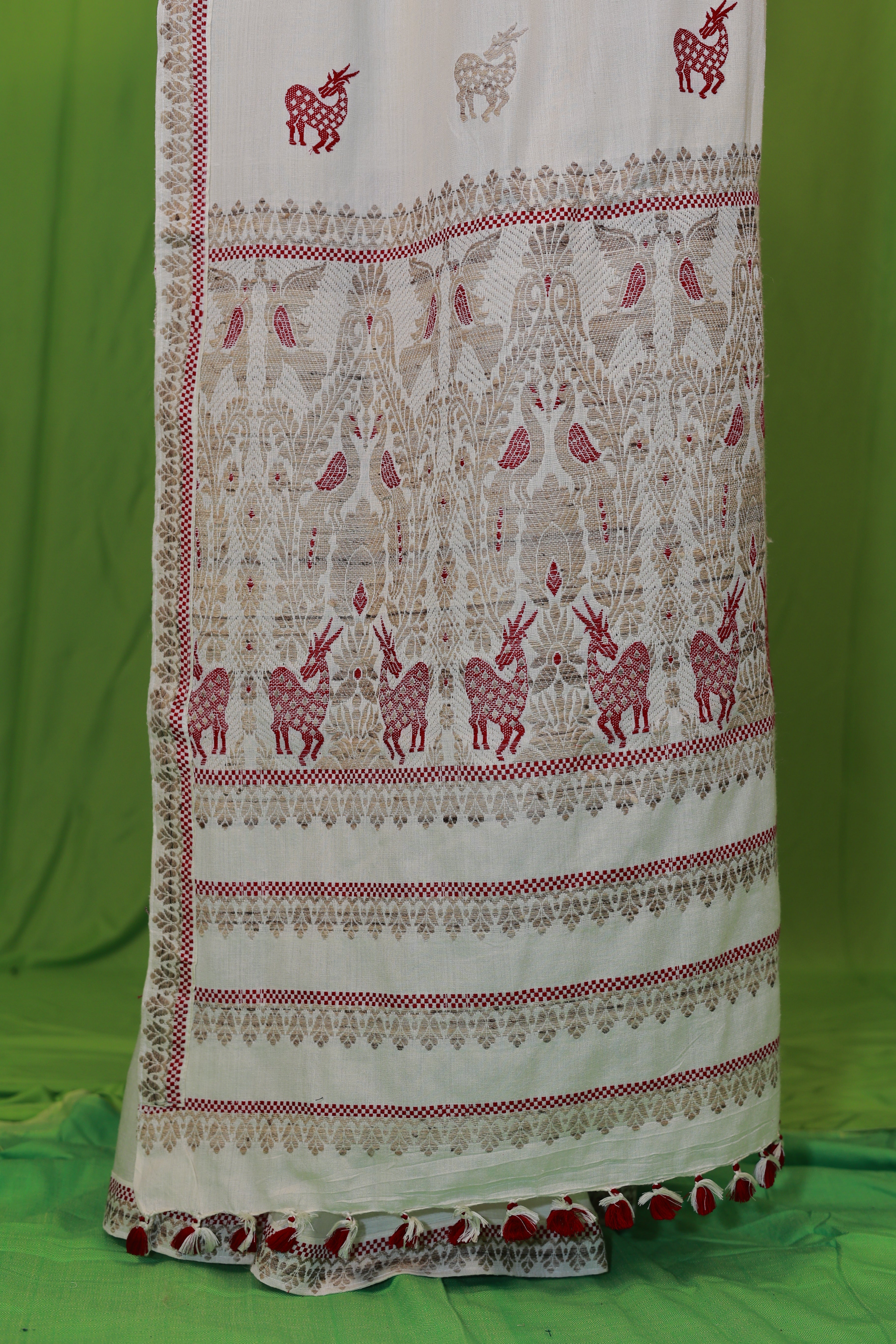 HANDWOVEN NATURAL DYE ASSAM AHIMSA (ERI) SILK SAREE ESS07