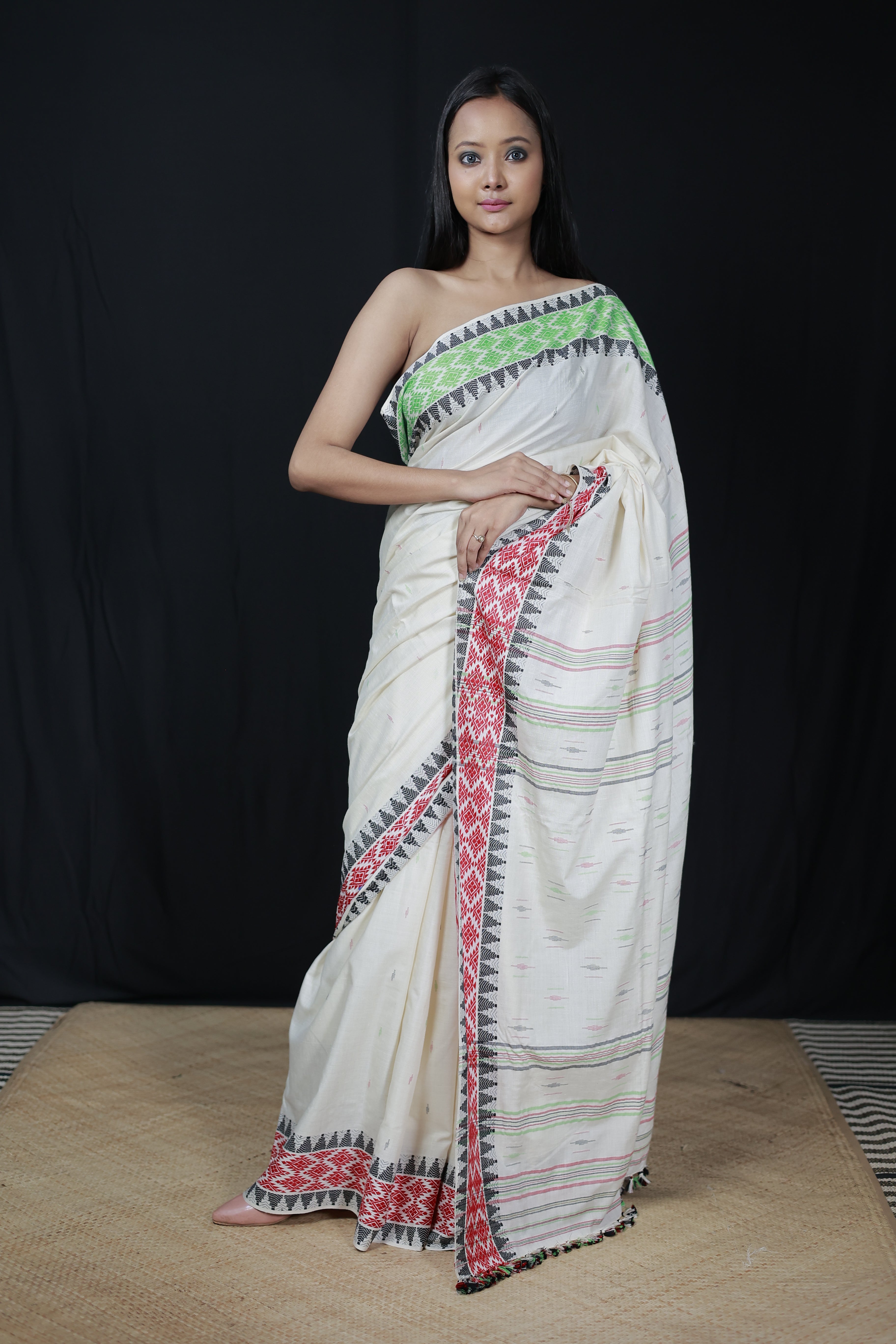 HANDWOVEN NATURAL DYE ASSAM AHIMSA (ERI) SILK SAREE ESS01