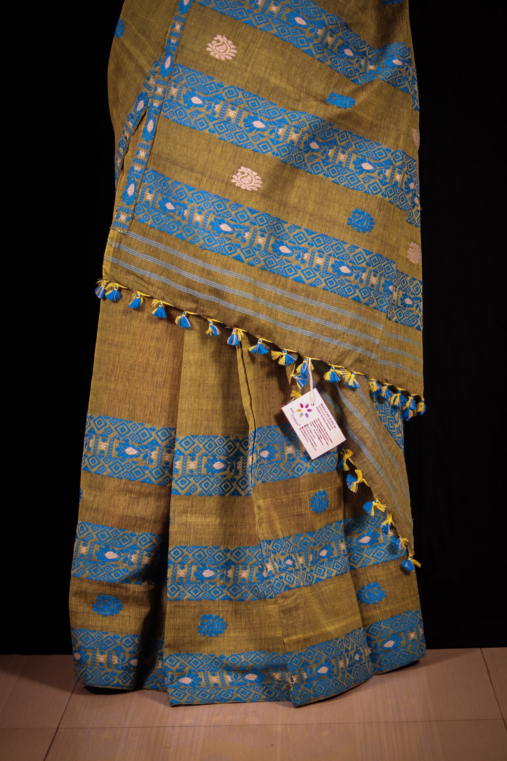 HANDWOVEN  ASSAM COTTON MEKHALA CHADOR CMC08