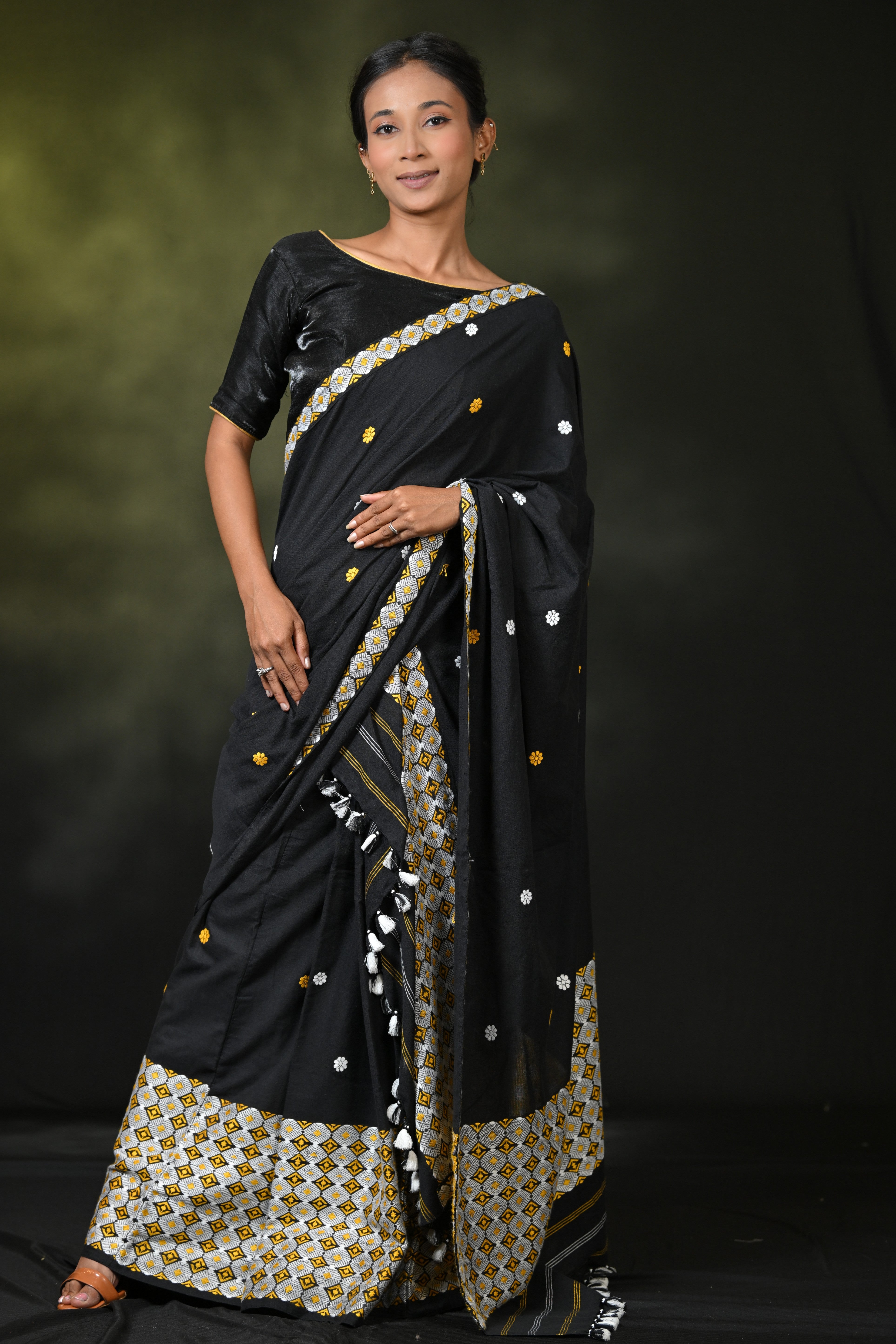 HANDWOVEN ASSAM COTTON MEKHLA CHADOR CMC6963
