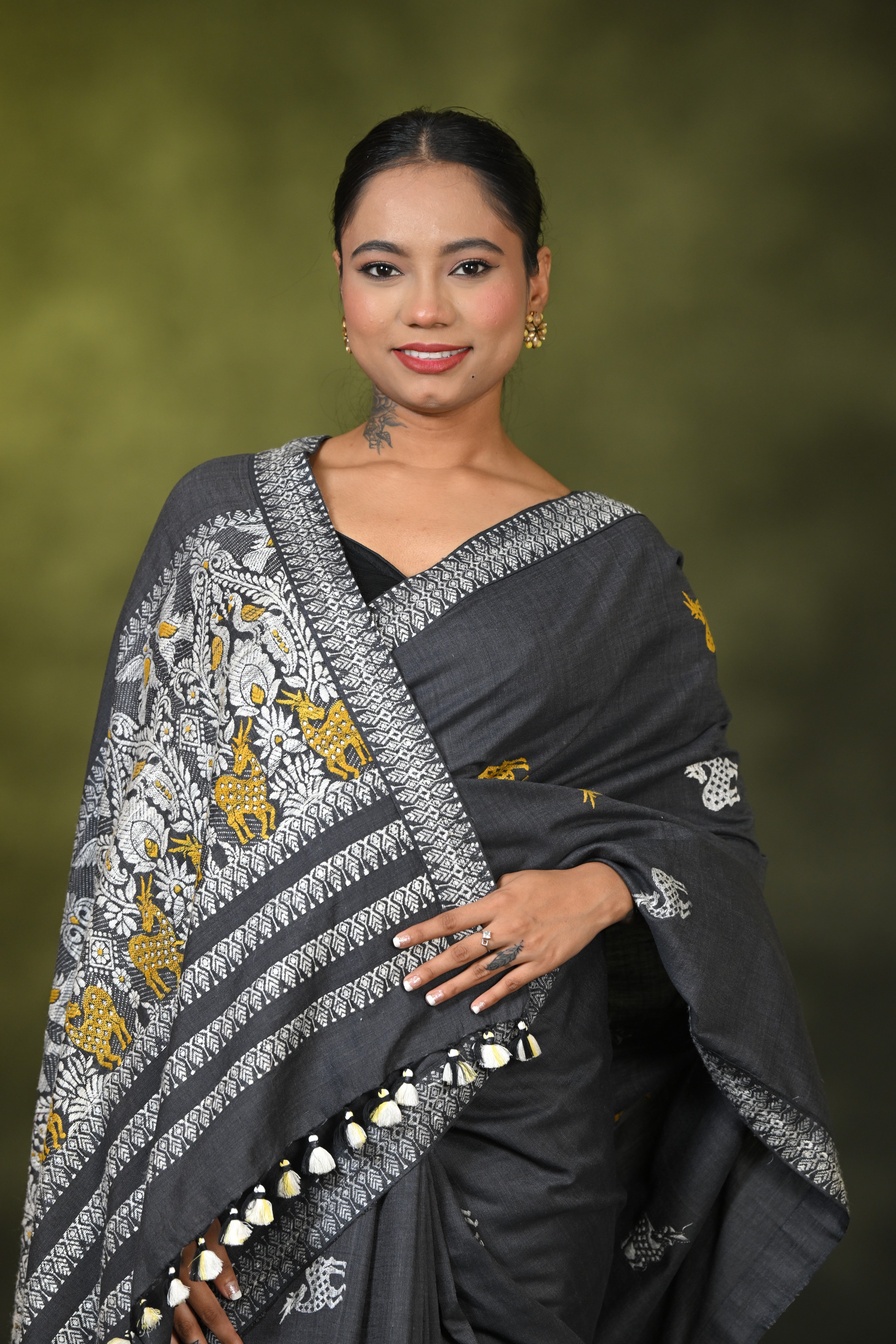 HANDWOVEN NATURAL DYE ASSAM AHIMSA (ERI) SILK SAREE ERS3676